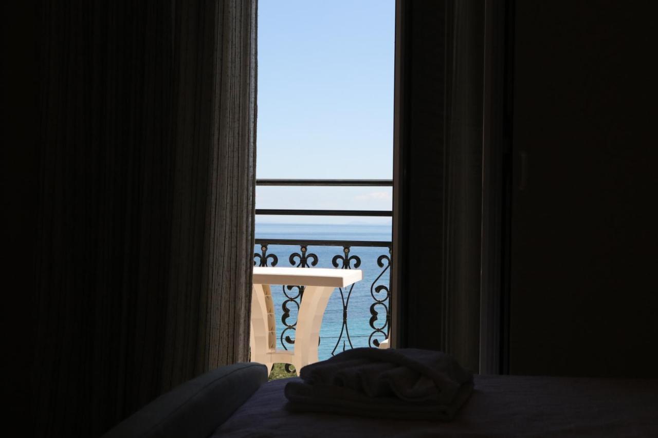 Michaela Hotel Poros  Exterior photo