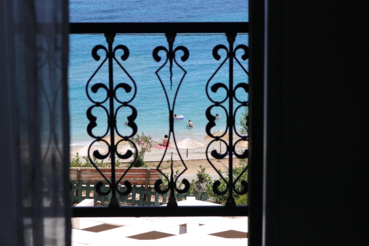 Michaela Hotel Poros  Exterior photo