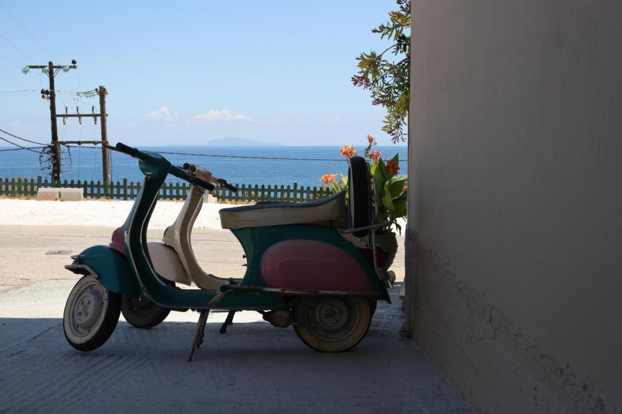 Michaela Hotel Poros  Exterior photo