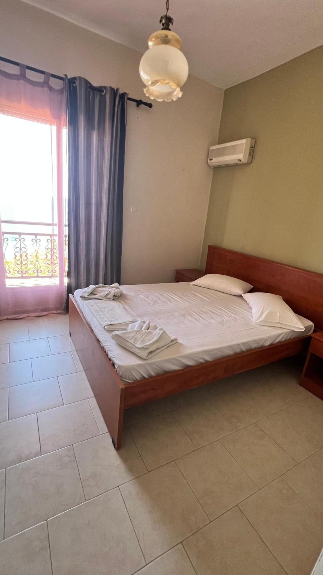 Michaela Hotel Poros  Exterior photo